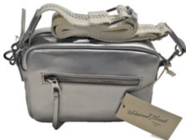 Lot 96-164693 - Universal Thread Camera Crossbody Bag Silver
New