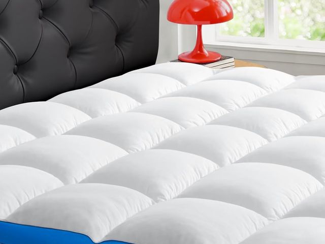 Lot 96-178715 - California King Mattress Topper, CYMULA Cooling Mattress Pad Cover PillowTop for Bed Back Pain, Extr...
