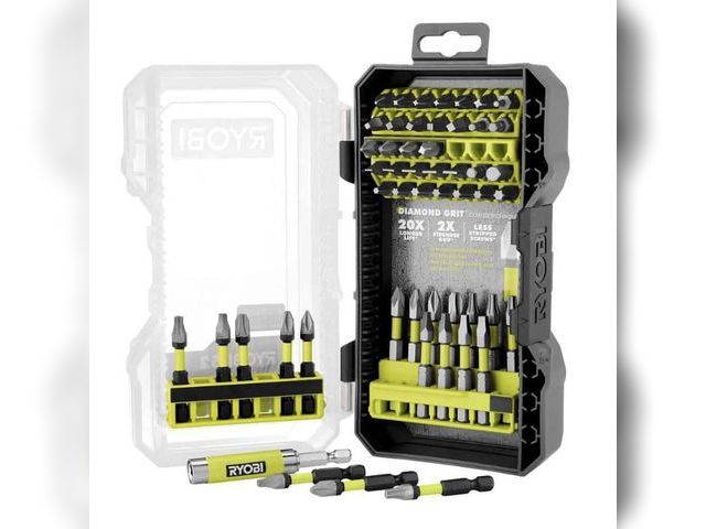 Lot 96-214353 - RYOBI
Diamond Grit Driving Set (52-
Piece)
unused, some bits missing