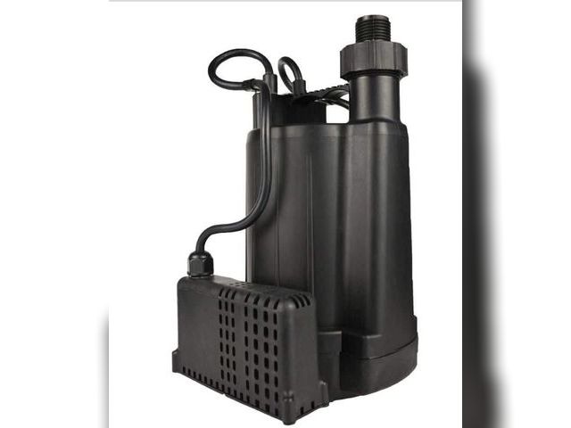 Lot 96-182117 - Everbilt 1/3 HP Automatic Utility
Pump MSRP $149 New