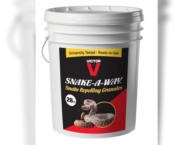 Lot 96-162987 - Victor VP362 Snake-A-Way Outdoor Snake Repelling Granules - Snake Away Repellent Repels Against Pois...