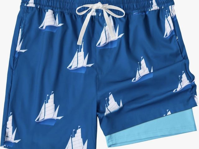 Lot 96-232689 - Men's Swim Trunks, 2 in 1 Bathing Suits Quick Dry Beach Hawaiian Board Shorts with Pockets New size ...