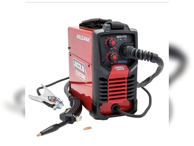 Lot 96-210880 - Lincoln Electric WELD-PAK 90i FC Flux-Cored Wire Feeder Welder (No Gas) MSRP $398 Appears lightly us...