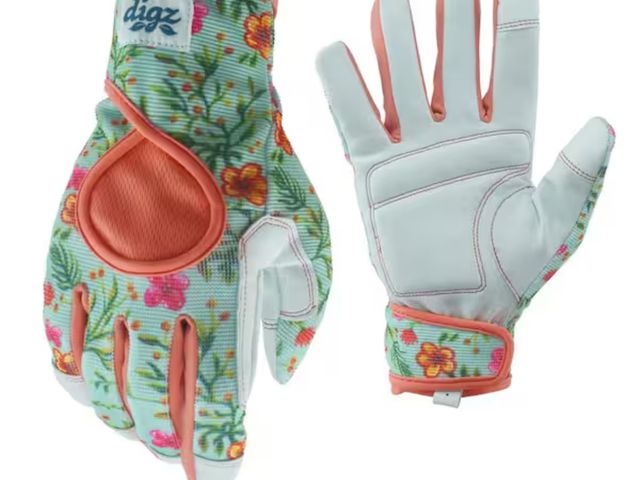 Lot 96-173951 - Digz Signature Hi-Dex Large Glove
New