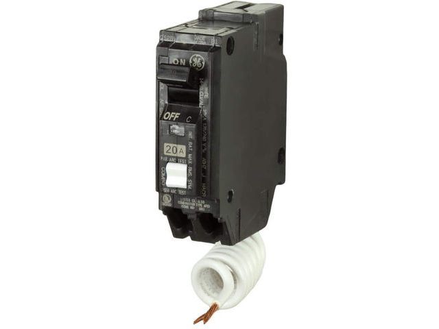 Lot 96-173681 - GE Q-Line 20 Amp 1 in. Single Pole Arc Fault Combination Circuit Breaker

New