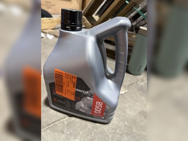 Lot 96-180824 - Ghostshield
1 gal. Invisible Penetrating Water Based Concrete and Masonry Sealer Plus Water and Salt...