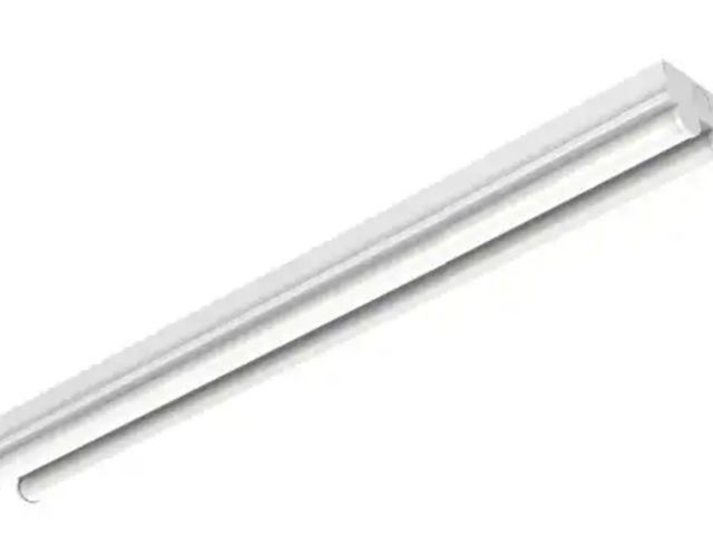 Lot 96-192132 - Metalux
8 ft. 2-Light Linear White Integrated LED Garage Strip Light with 8913 Lumens, 4000K
New