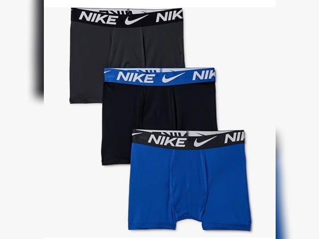 Lot 96-178810 - 3 Pack Mens XL Nike Dri Fit Boxer Briefs Tight Fit 
New not in original package