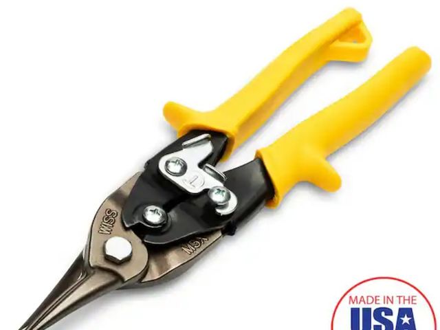 Lot 96-162975 - Crescent
Wiss 9-3/4 in. Compound Action Straight, Left, and Right Cut Aviation Snips
Used Rusty
