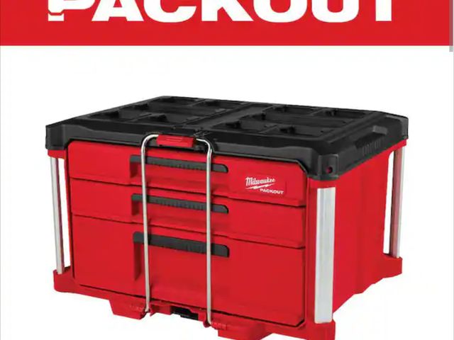 Lot 96-214207 - Milwaukee

PACKOUT 22 in. Modular 3- Drawer Multi Drawer Tool Box with Metal Reinforced Corners and ...