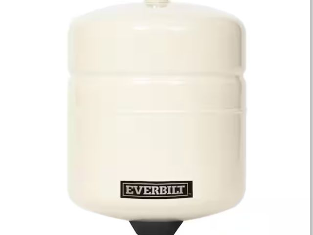 Lot 96-163220 - Everbilt 2.0 Gal. Thermal Expansion Tank New