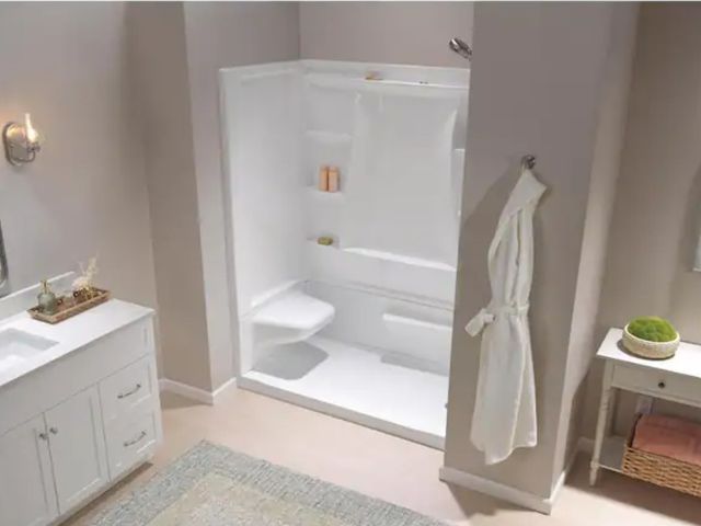 Lot 96-165178 - Delta
Classic 500 Left Seat 60 in. W x 17.13 in. H 3-Piece Direct-to-Stud Alcove Shower Wall Surroun...