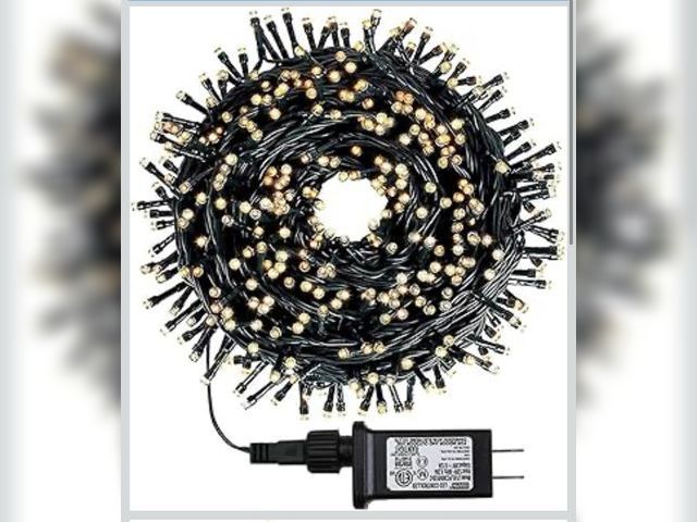 Lot 96-212203 - Christmas Lights
New