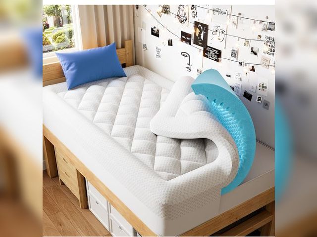 Lot 96-175161 - PERLECARE Twin XL Mattress Topper 4 Inch, Plush Support for College Dorm Room Essentials, 2.5 Inch S...