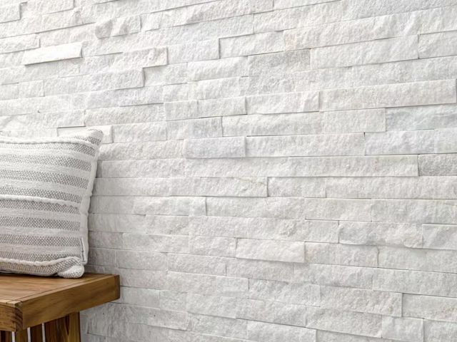 Lot 96-183665 - 6 Cases MSI Arctic White Ledger Panel 6 in. x 24 in. Splitface Marble Wall Tile (6 sq. ft./Case)
Unu...