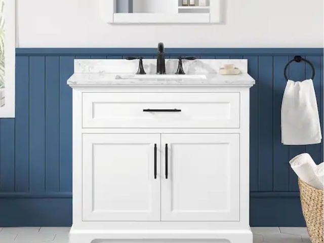 Lot 96-166720 - Home Decorators Collection
Doveton 36 in. Single Sink Freestanding White Bath Vanity with White Engi...
