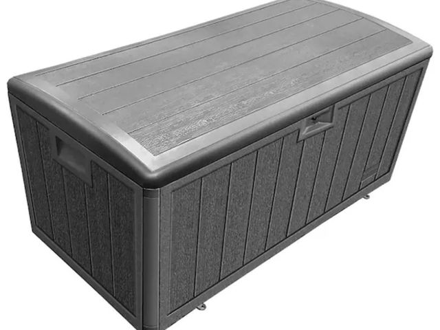 Lot 96-182303 - Hampton Bay
130 Gal. Brown Resin Wood Look Outdoor Storage Deck Box with Lockable Lid
Open box 
Appe...