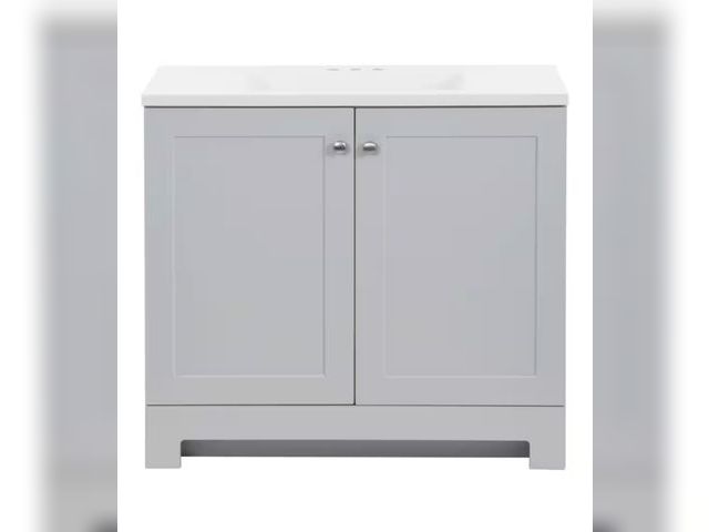 Lot 96-1666624 - Glacier Bay
36 in. Single Sink Bath Pearl Gray Vanity  (Assembled)
Sink and Counter top not included...