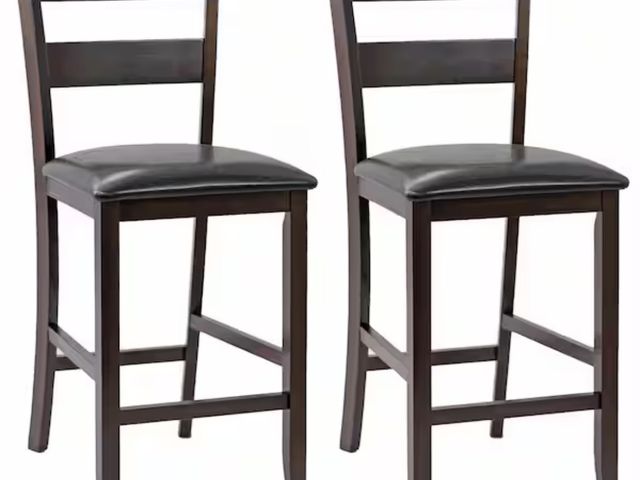 Lot 96-197323 - Costway 39 in. Espresso 25 in. Low Back Wood Bar Stools Counter Height Chairs with PU Leather Seat (...