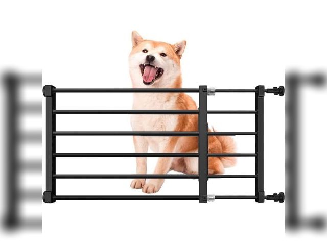 Lot 96-187657 - Short Dog Gate Expandable Dog Gate 22"-39.37" to Step Over,Pressure Mount Small Pet Gate,Low Pet Gat...
