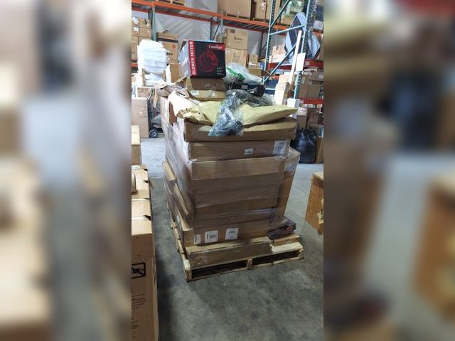 Lot 96-211565 - Pallet of Automotive Replacement Parts Mostly New