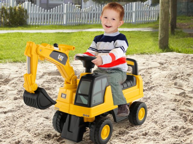 Lot 96-197430 - Licensed Caterpillar Kids Ride-On Digger with Adjustable Arm New