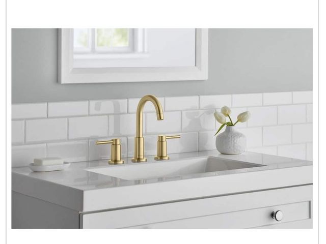 Lot 96-211102 - Glacier Bay Dorind 8 in. Widespread 2-Handle High-Arc Bathroom Faucet in Brushed Gold MSRP $109 New