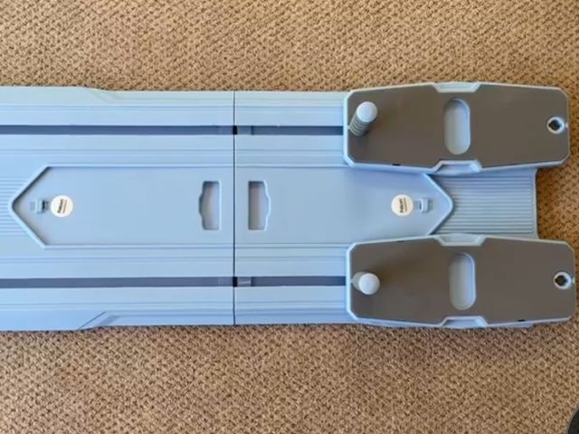 Lot 96-177108 - FOLOVN Pilates Board Reformer Set for Full Body Light Blue used untested per hair in box