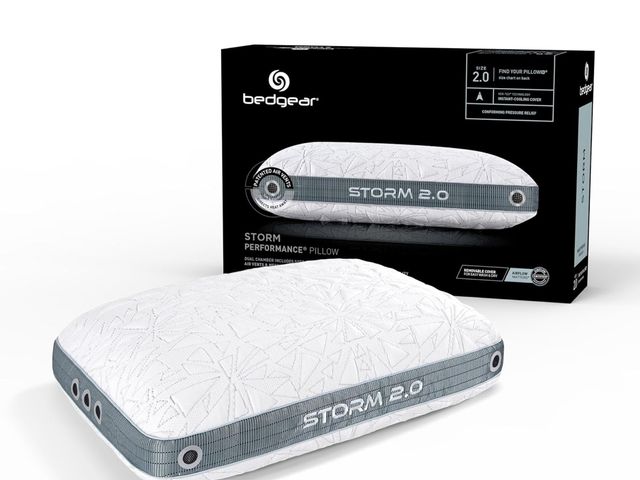Lot 96-190129 - Bedgear Storm Performance Pillow – 2.0 - Cooling Bed Pillow for Hot Sleepers - Medium Firmness Pillo...
