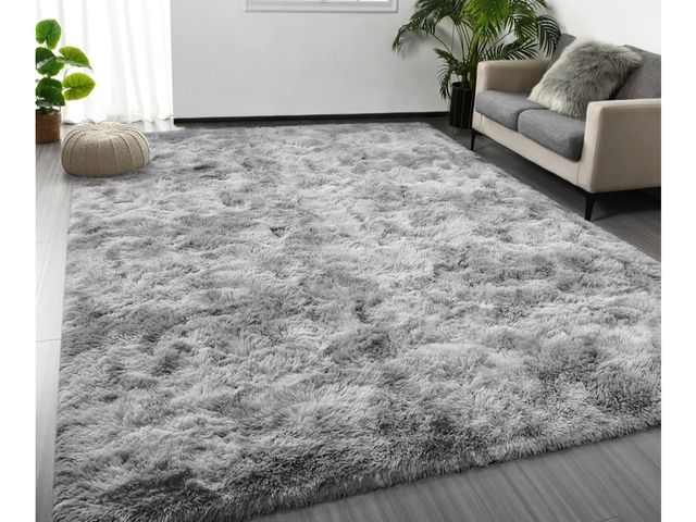 Lot 96-170469 - Plush Fuzzy Rugs for Living Room, Ultra Soft Fluffy Furry Rug for Bedroom, Indoor Carpet Nursery Rug...