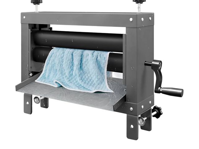 Lot 96-171102 - Upgraded Clothes Wringer, Hand Crank Laundry Wringer Washer Removes 95% Water, Suitable for Car Wash...