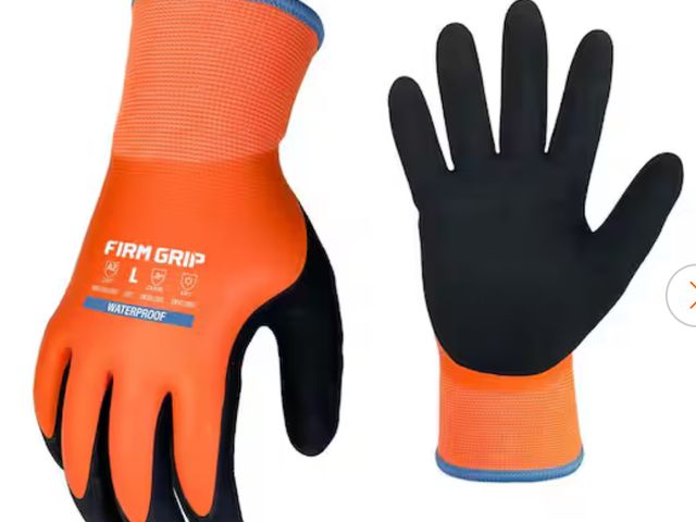 Lot 96-170785 - FIRM GRIP Large Winter Waterproof Double Coated Latex Outdoor and Work Gloves

New