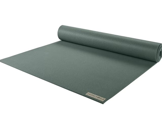 Lot 96-176165 - Stretching Mat, Workout Mat - Yoga, Pilates &amp; Meditation for Women &amp; Men Lightly used