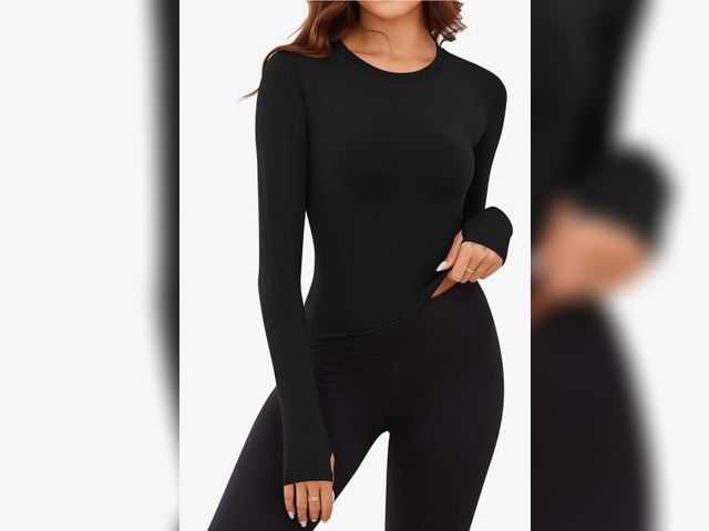 Lot 96-166549 - Thermal Shirts for Women Long Sleeve Tops Ladies Fleece Undershirt for Winter Cold Weather Size Smal...