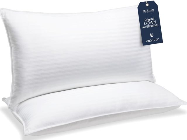 Lot 96-211316 - Beckham Hotel Collection Bed Pillows Queen Size Set of 2 - Down Alternative Pillow for Back, Stomach...