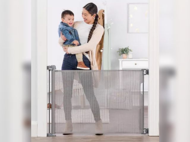 Lot 96-181236 - Fabric Retractable Baby Gate - Gray, 140cm
New
