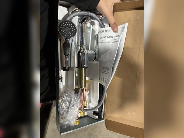 Lot 96-211959 - Glacier Bay Dunning Single-Handle Pull-Out Laundry Utility Faucet with Dual Spray Function in Chrome...