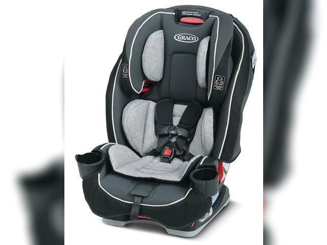 Lot 96-171509 - Graco SlimFit 3-in-1 Convertible Car Seat, Ultra-Space-Saving Design, Darcie, Suitable for Rear and ...