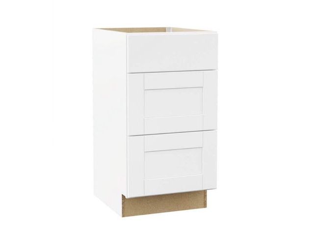 Lot 96-226209 - Hampton Bay Shaker 18 in. W x 21 in. D x 34.5 in. H Assembled Bath 3 Drawer Base Bathroom Cabinet in...