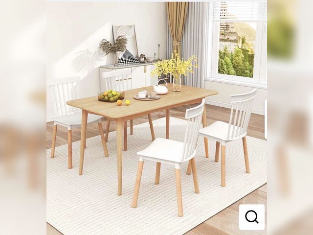 Lot 96-227107 - Costway Set Of 4 Windsor Dining Chairs With Spindle Backs And Curved Seats-white MSRP $210.99 New