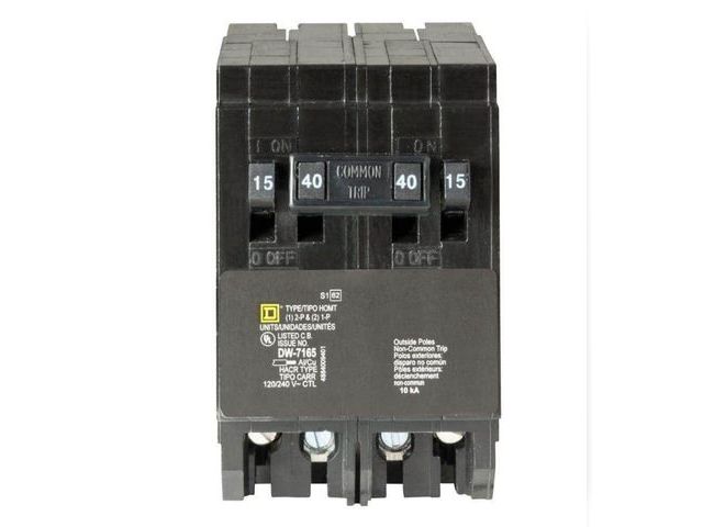 Lot 96-164078 - Square D Homeline (2) 15 Amp Single-Pole
(1) 40 Amp 2-Pole Quad Tandem
Circuit Breaker

New