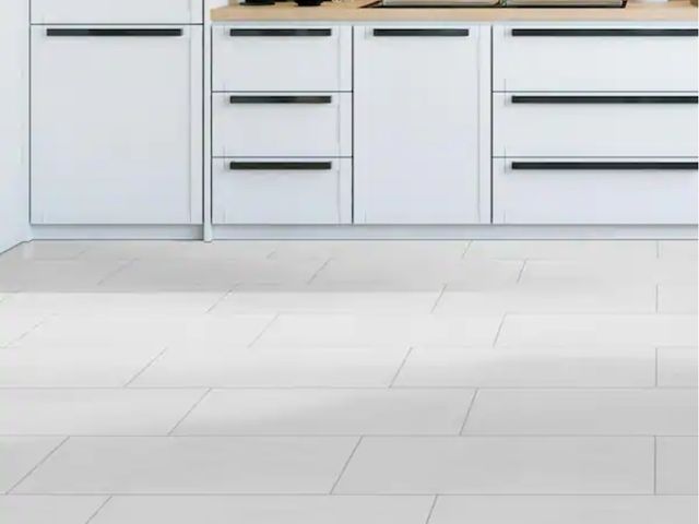 Lot 96-162195 - 80 sq ft of MSI
Metro Blanco Matte Minimalist Stone Look Porcelain Rectangle Tile 12 in. x 24 in., F...