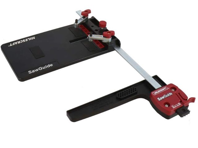 Lot 96-173590 - Milescraft SawGuide for Circular Saws and
Jig Saws

New