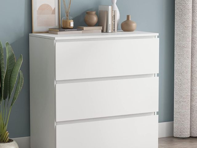 Lot 96-181392 - Modern 3-Drawer Dresser Chest, Wooden Dresser Tower with Wide Storage Space, Dresser Closet for Livi...