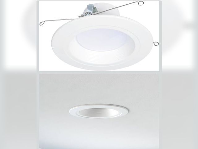 Lot 96-176942 - 4 pack HALO RL 5/6-Inch LED Recessed Lighting Retrofit Trim with Selectable Lumens and Color Tempera...