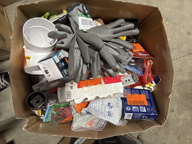 Lot 96-167333 - Mixed Box of misc. Home Depot Items 
All appear to be new or unused