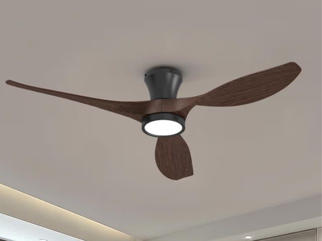 Lot 96-179161 - Ceiling Fans with Led Lights Remote Control Flush Mount Low Profile for Bedroom Farmhouse Patio Outd...