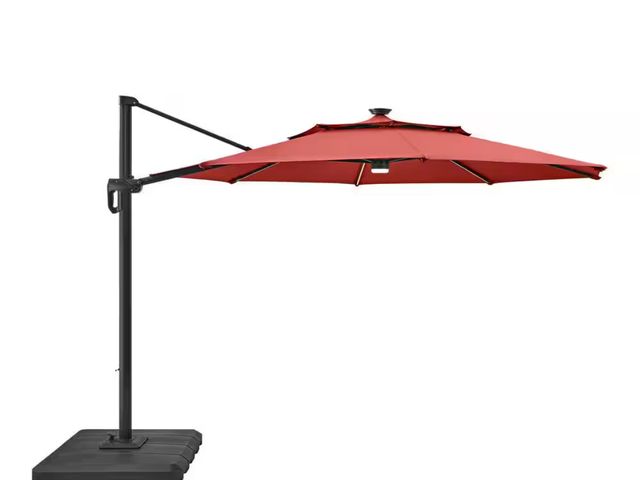 Lot 96-163586 - Hampton Bay
11 ft. Aluminum Cantilever Solar LED Offset Patio Umbrella in Chili

New

MSRP $450