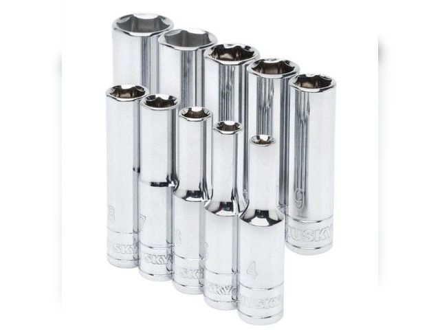 Lot 96-163839 - Husky 1/4 in. Drive Deep Metric Socket
Set (10-Piece)
New