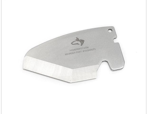 Lot 96-165467 - Husky 2 in. Ratcheting PVC Cutter
Replacement Blade New
